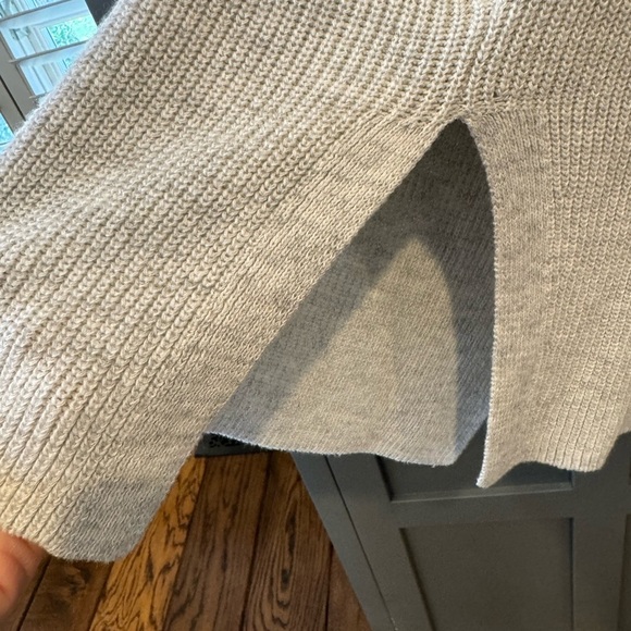 Athleta light heather grey open swing travel/ lounge cardigan/jacket - Picture 7 of 11